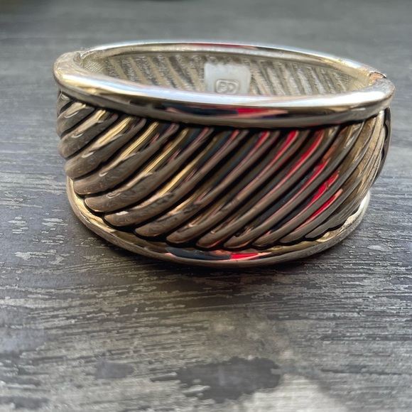 Premier Designs Cuff Bracelet - Picture 2 of 4